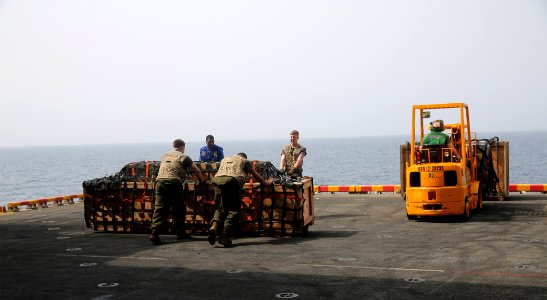 USS Bataan (LHD 5) 140819-M-WB921-015 (14785096560)