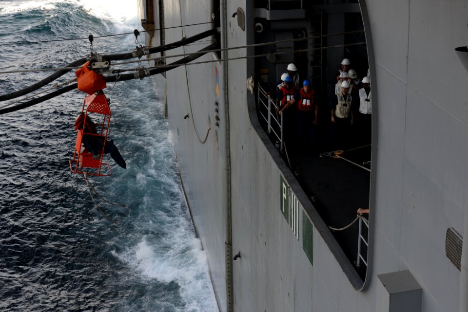 USS Bataan (LHD 5) 140911-N-YC845-005 (15247113892)