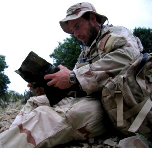 US Navy 050628-N-0000X-004 Navy file photo of SEAL Lt. Michael P. Murphy, from Patchogue, N.Y