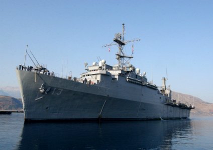 US Navy 050720-N-0780F-002 The amphibious transport dock USS Nashville (LPD 13) arrives in Souda Bay for a routine port visit