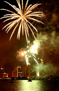 US Navy 050704-N-9500T-001 Fireworks light up the San Diego skyline during a 4th of July celebration photo