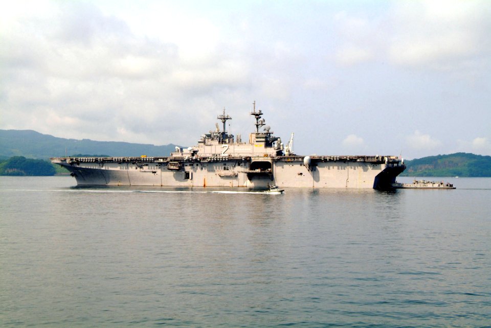 US Navy 050706-N-4772B-009 Landing Craft, Utility (LCU) 1631, assigned to Assault Craft Unit One (ACU-1), prepares to pull into the well deck aboard the amphibious assault ship USS Essex (LHD 2)