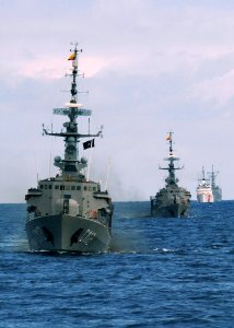 US Navy 050712-N-4374S-005 The Ecuadorian Navy corvette BAE Manabi (CM 12) underway in front of a formation during UNITAS 46-05 Pacific Phase