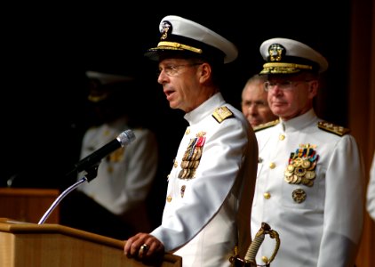 US Navy 050722-N-0962S-017 Adm. Mike Mullen reads his orders during the Chief of Naval Operations change of command ceremony