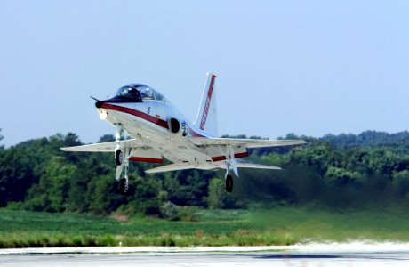 US Navy 050803-N-0295M-166 A T-38A Talon, assigned to the U.S. Naval Test Pilot School, takes off for a training flight from Naval Air Station Patuxent River, Md