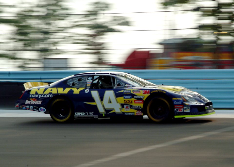 US Navy 050813-N-0962S-245 David Stremme, driver of the No. 14 Navy