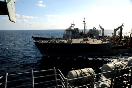 USS BOXER (LHD 4) 140207-N-SS492-002 (12381960665)