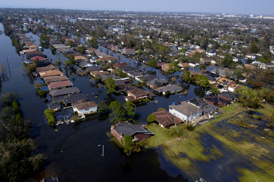 US Navy 050902-N-5328N-582 Four days after Hurricane Katrina made landfall on the Gulf Coast, many parts of New Orleans remain flooded