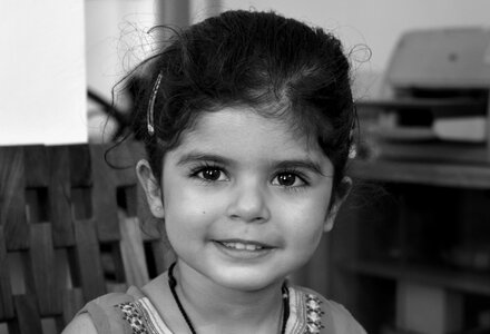 Pretty face girl child photo