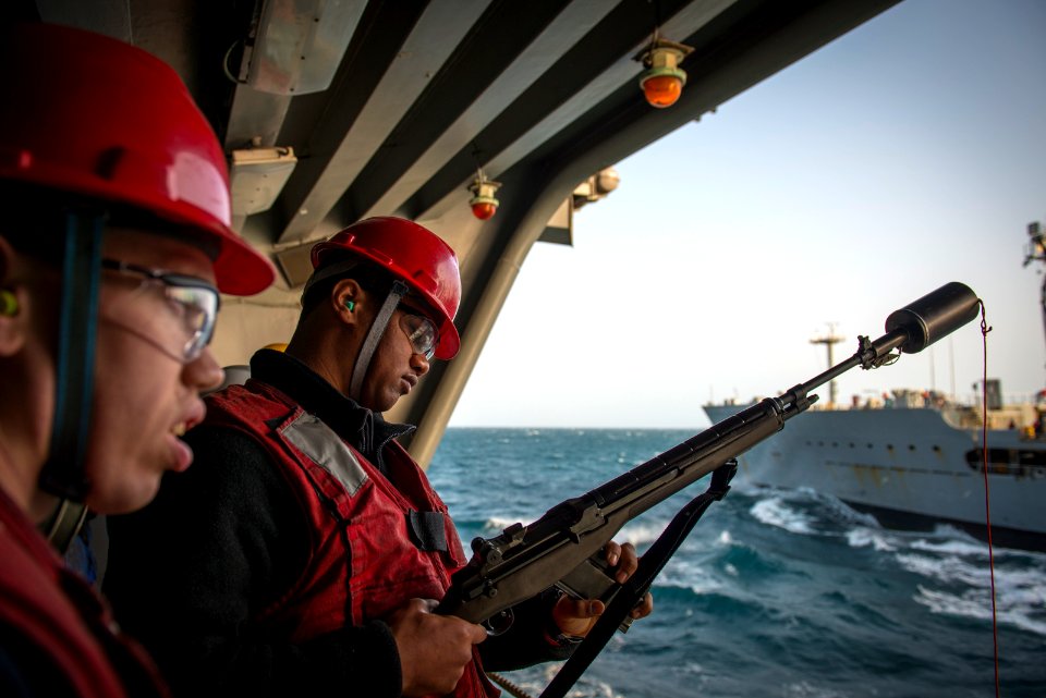 USS Carl Vinson (CVN 70) 150218-N-HD510-007 (16391225247)
