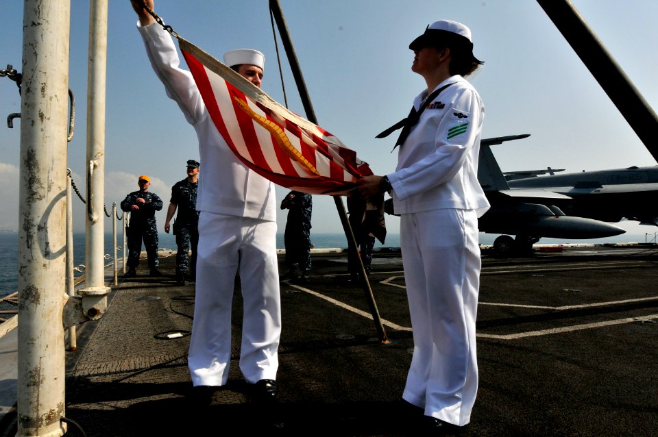 USS Carl Vinson sailors shift colors 120407-N-UT411-232