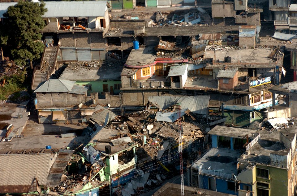US Navy 051013-N-8796S-119 The city of Muzafarabad, Pakistan lays in ruins after an earthquake that hit the region