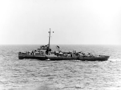 USS Chatelain (DE-149) underway in the Atlantic Ocean on 4 June 1944 (80-G-324344) photo