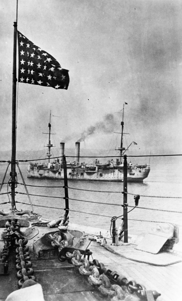USS CHICAGO (CA-14) - NH 113