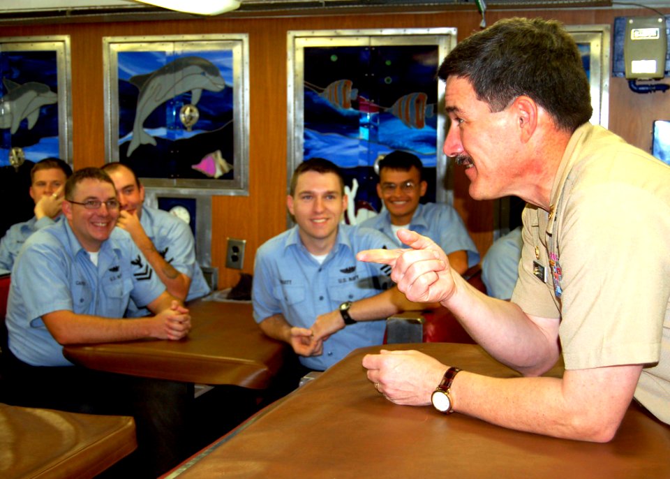 US Navy 051206-N-0879R-006 Master Chief Petty Officer of the Navy (MCPON) Terry Scott speaks to the crew of the Los Angeles-class fast attack submarine USS Key West (SSN 722)