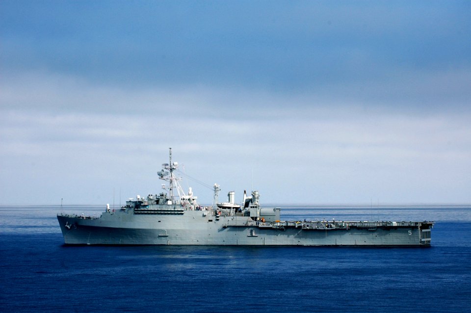 US Navy 051201-N-9866B-007 The amphibious transport dock USS Ogden (LPD 5), part of Expeditionary Strike Group Three (ESG-3), underway off the coast of Southern California