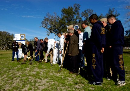US Navy 051213-N-0000X-001 Personnel assigned to Naval Air Station Pensacola break ground on two new visitors quarters facilities