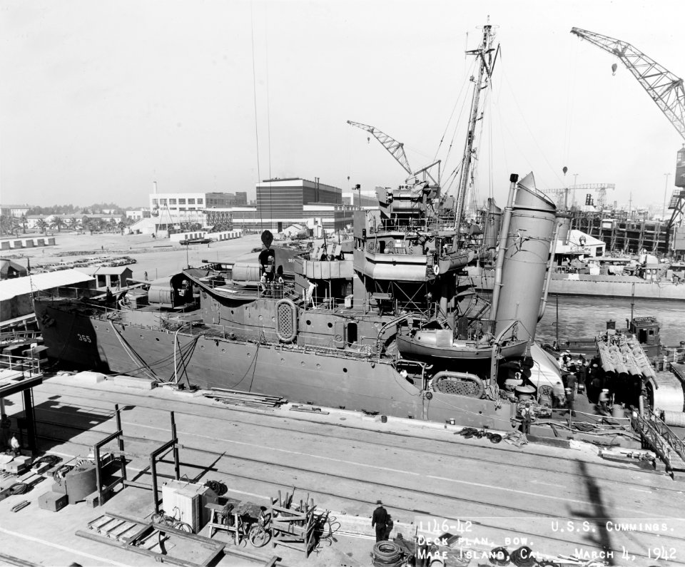 USS Cummings (DD-365) at the Mare Island Naval Shipyard on 4 March 1942 (19-N-28672)