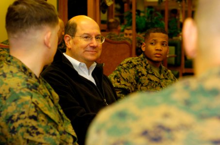 US Navy 060109-N-2568S-014 During a familiarization tour of Camp Lejeune, Secretary of the Navy (SECNAV) Dr. Donald C. Winter has breakfast with Marines assigned to 1st Battalion, 6th Marines
