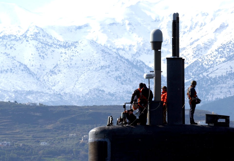 US Navy 060216-N-0780F-005 Crew members man the bridge as the Los Angeles-class fast attack submarine USS Annapolis (SSN 760) departs the harbor following a routine port visit