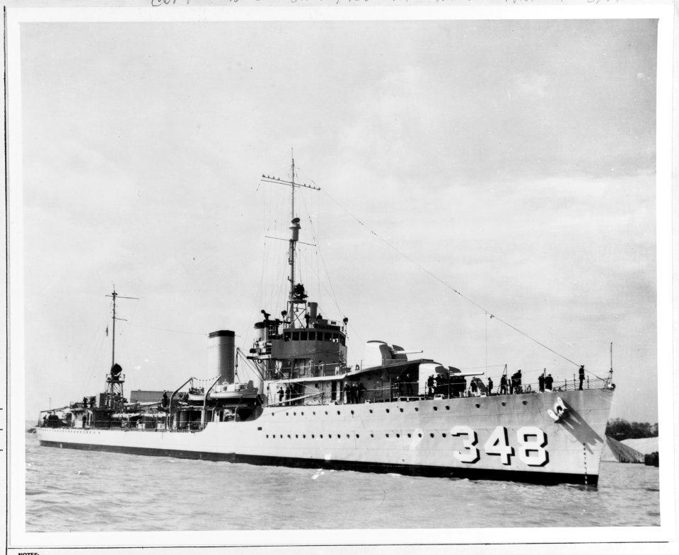 USS Farragut (DD-348) - 19-N-14753