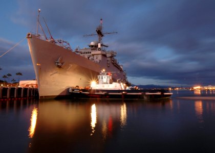 US Navy 060210-N-3019M-004 The amphibious transport dock ship USS Cleveland (LPD 7) prepares to moor at Pearl Harbor for a brief port visit on its return from a seven-month deployment