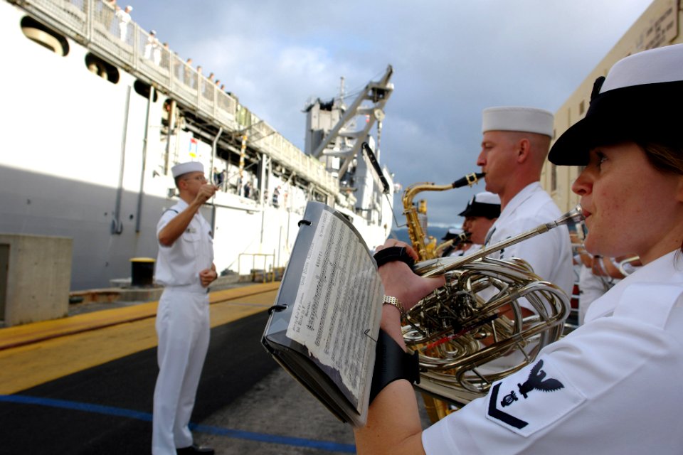 US Navy 060210-N-9643K-006 The Pacific Fleet Band plays a tune as the amphibious dock landing ship USS Pearl Harbor (LSD 52) makes a brief visit in Hawaii