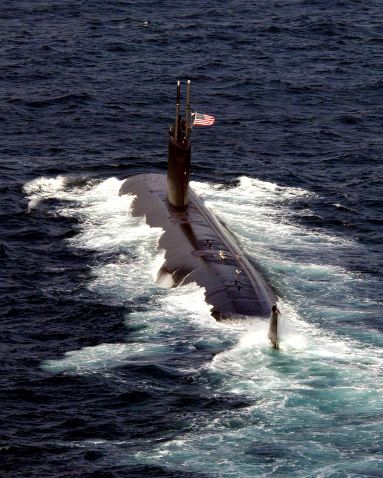 US Navy 060215-N-9500T-343 The Los Angeles-class fast attack submarine USS Asheville (SSN 758), gets underway in preparation of conducting high-speed surface drills off the coast of Southern California