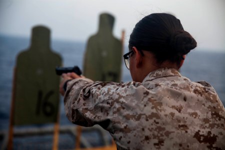 USS Essex (LHD 2) 150708-M-SV584-007 (20142727471)