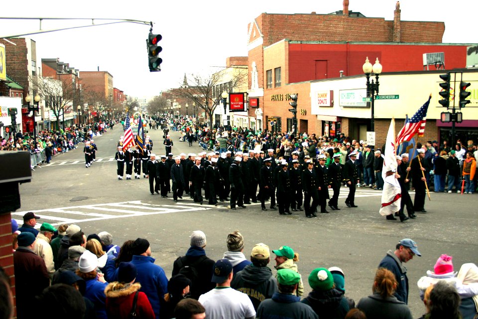 US Navy 060319-N-8110K-026 South Boston citizens cheer Sailors stationed aboard the guided-missile cruiser USS Philippine Sea (CG 58), as they march in Boston's 105th Annual St. Patrick's Day parade photo