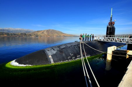 USS Florida visits Greece 120613-N-MO201-469