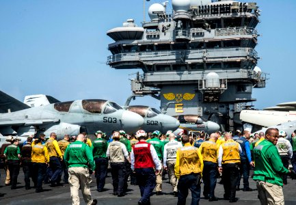 USS George H.W. Bush (CVN 77) 140321-N-SI489-254 (13324981293)