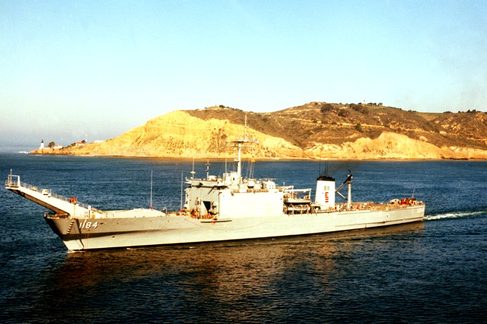 USS Frederick (LST-1184) underway in 1984