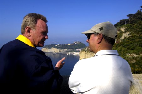 US Navy 060422-N-2568S-001 Commander U.S. Naval Forces Europe-Commander Allied Joint Force Command, Adm. Harry Ulrich, discusses with Secretary of the Navy
