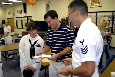 US Navy 060504-N-2305D-002 Navy File Photo