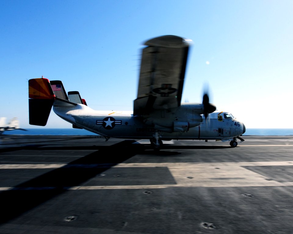 USS George H.W. Bush (CVN 77) 140617-N-CZ979-002 (14301901760)