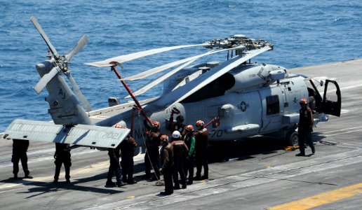 USS George H.W. Bush (CVN 77) 140624-N-MU440-105 (14501399884)