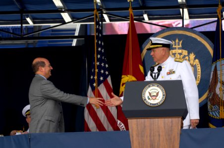 US Navy 060526-N-3642E-008 2006 U.S. Naval Academy Graduation and Commissioning Ceremony