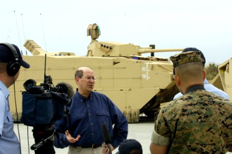 US Navy 060508-N-2568S-176 Following a ride designed to introduce him to the capabilities of the Expeditionary Fighting Vehicle, Secretary of the Navy (SECNAV), the Honorable Dr. Donald C. Winter