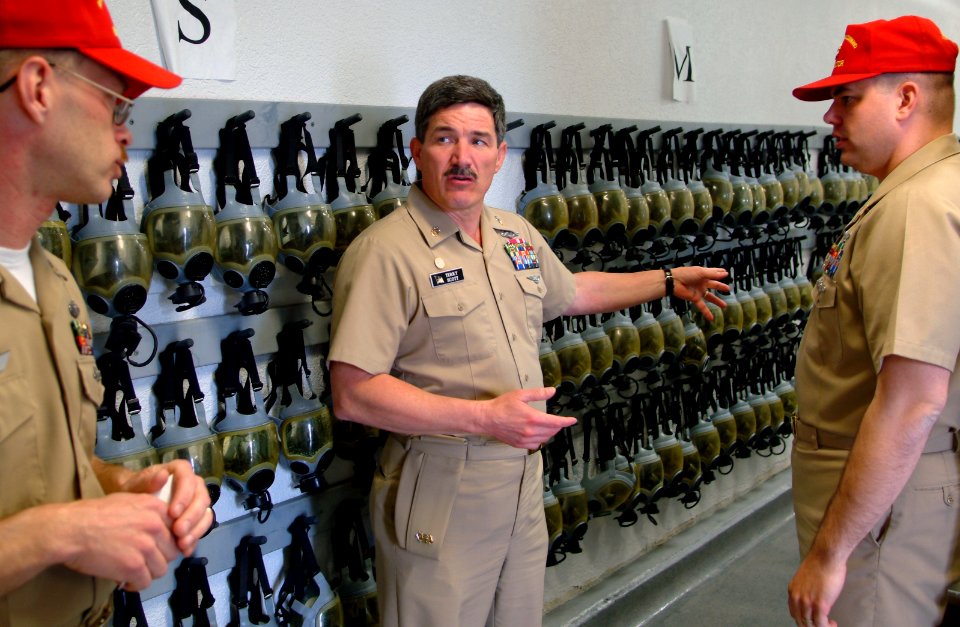 US Navy 060518-N-0962S-144 Master Chief Petty Officer of the Navy (MCPON) Terry Scott takes a tour of the Confidence Chamber during his visit to Naval Service Training Command Great Lakes