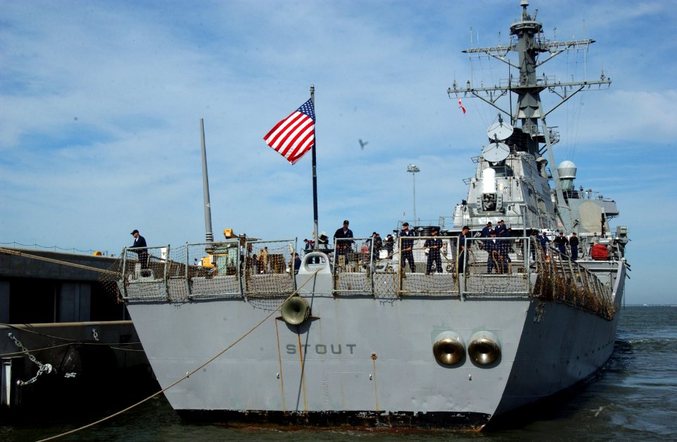 US Navy 060523-N-1331S-043 The guided-missle destroyer USS Stout (DDG 55), an element of the George Washington Carrire Strike Group (GWCSG), returns home to Naval Station Norfolk