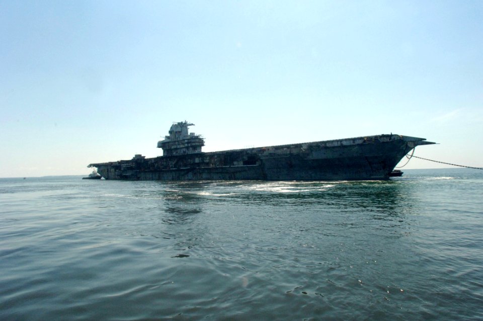 US Navy 060515-N-4097B-012 Oriskany is towed to sea from Naval Air Station Pensacola