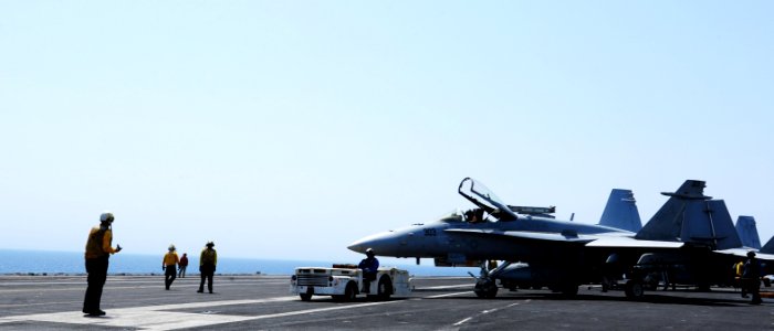 USS George H.W. Bush (CVN 77) 140703-N-CZ979-035 (14398174527)