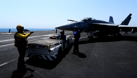 USS George H.W. Bush (CVN 77) 140703-N-CZ979-037 (14561538796)