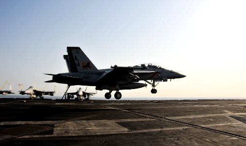 USS George H.W. Bush (CVN 77) 140701-N-CS564-192 (14398601737)
