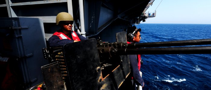 USS George H.W. Bush (CVN 77) 140702-N-CZ979-314 (14398414449)