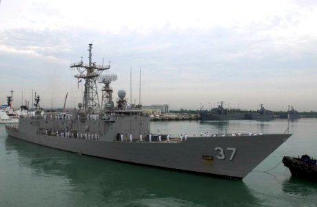US Navy 060614-N-9851B-002 Guided missile frigate USS Crommelin (FFG 37) departs Changi Naval Base after completing the Singapore phase of exercise Cooperation Afloat Readiness and Training (CARAT)