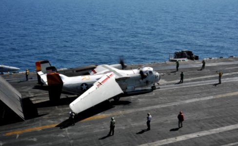 USS George H.W. Bush (CVN 77) 140624-N-CS564-023 (14316134798)