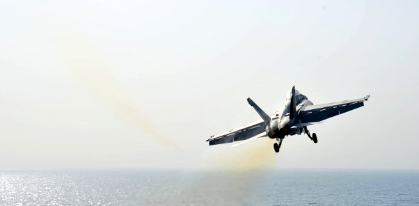 USS George H.W. Bush (CVN 77) 140701-N-CS564-131 (14581699431)