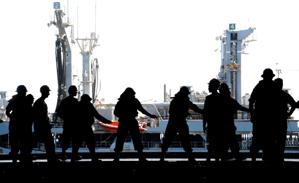 USS GEORGE H.W. BUSH (CVN 77) 140625-N-MU440-030 (14331953660)